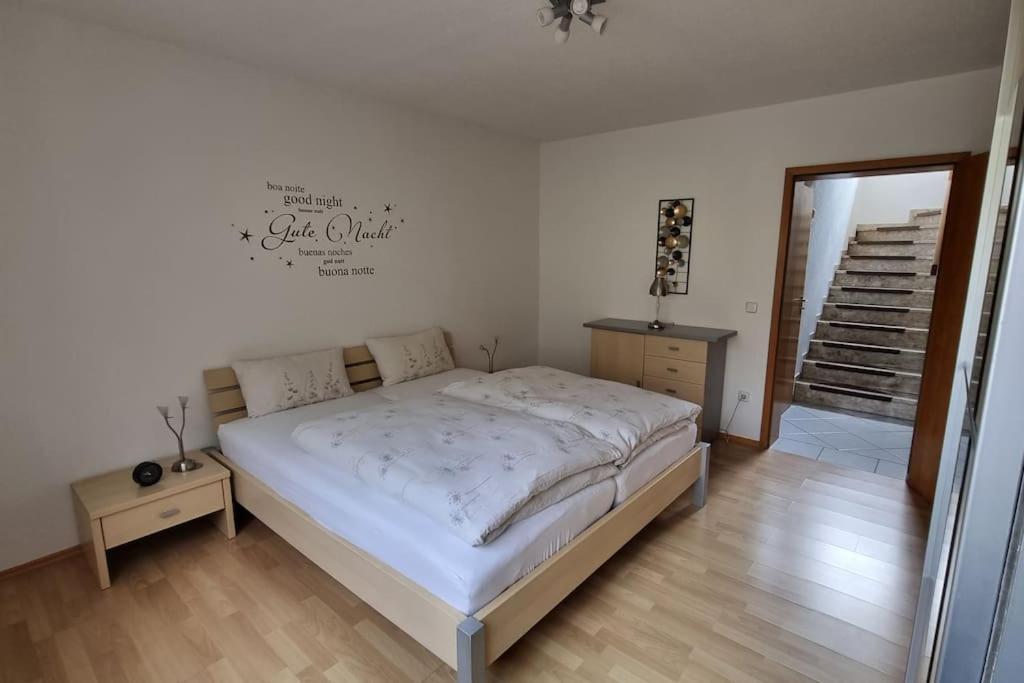 Apartment Roberts Im Hammerbachtal Offenhausen
